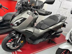 ② DÉMO DE LA HONDA ADV 350 2025