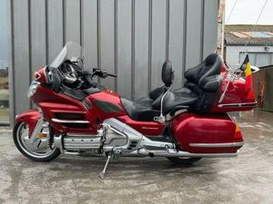 ② HONDA GOLDWING GL1800