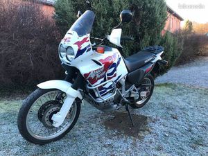HONDA AFRICA TWIN XRV 750 RD07A