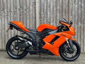 KAWASAKI NINJA ZX6R 2007 (07) SUPER SPORT + 10,500 MILES + 1 OWNER BIKE FROM NEW