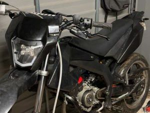 DERBI 50 CC ÉCHANGE POSSIBLE