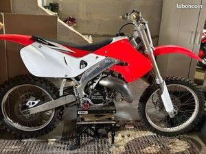 VENTE HONDA. LOT 125 CR TRANSALP 650