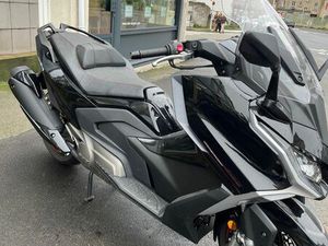 KYMCO 550 AK 550 PREMIUM