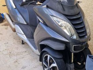 SCOOTER METROPOLIS 400 PEUGEOT