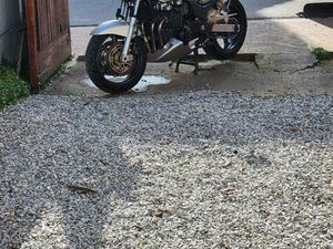 ② KAWA ZR 750 2000 1500 €