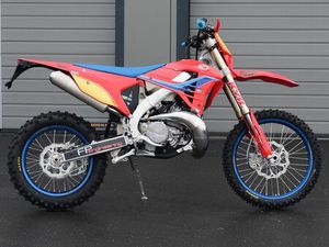 TM EN 300 ES FI 2T RED DREAM EDITION ENDURO