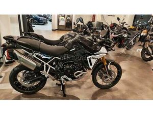 TRIUMPH - TIGER 900