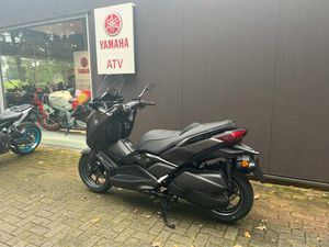 YAMAHA XMAX 300 TECH MAX+ MY25 5JAHRE GARANTIE