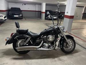 HONDA - SHADOW 750 C2