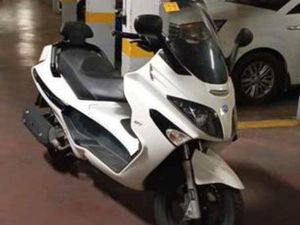 PIAGGIO - XEVO