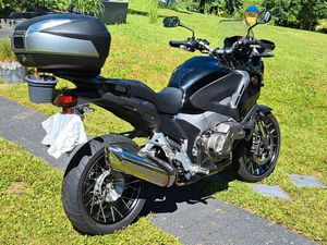 HONDA VFR 1200 XD CROSSTOURER DCT WENIG KILOMETER