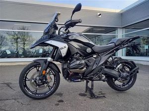 BMW R 1300 GS OIL INLCUSIVE + ANSCHLUSSGA!