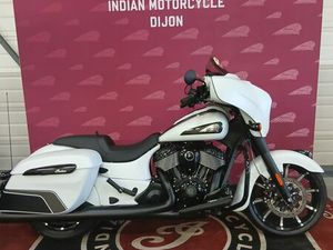 INDIAN CHIEFTAIN DARK HORSE