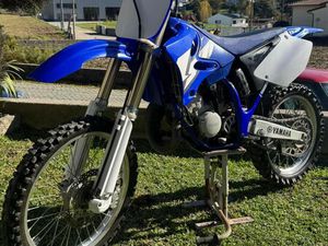 YAMAHA YZ - 04