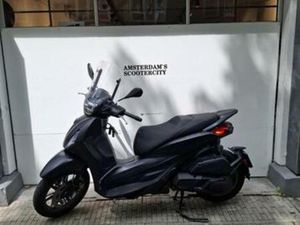 PIAGGIO BEVERLY 400 HPE ZWART (2023 — MOTOREN | PIAGGIO — MARKTPLAATS