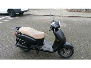 SYM FIDDLE 2012, GEEL KENTEKEN — SCOOTERS | SYM — MARKTPLAATS