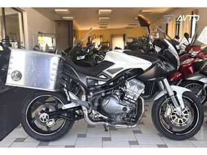 BENELLI TREK 899-ODLIČEN