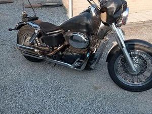 ② HONDA SHADOW 750 A VENDRE