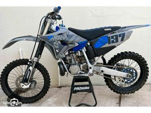 250 YZ 2000 ROULEMENT DE VILO A PRÉVOIR