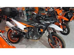 KTM 890 SMT 2025