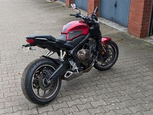 HONDA CB 650 R