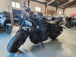 HARLEY DAVIDSON - SPORTSTER S