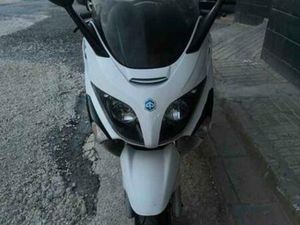 PIAGGIO - X8