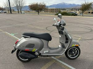 2024 VESPA GTS SUPER 300 TECH
