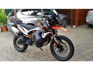 890 ADVENTURE R (2021)