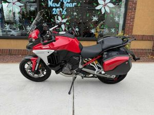 2022 DUCATI MULTISTRADA V4S DUCATI RED / ALLOY WHEELS