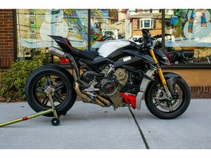 2023 DUCATI STREETFIGHTER V4 SP2 WINTER TEST