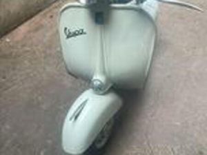 PIAGGIO VESPA 150 (VLB1) - 1957