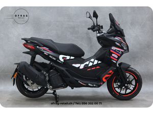 APRILIA SR GT REPLICA 200, SCOOTER, MOTO NEUVE, CHF 4'740.-