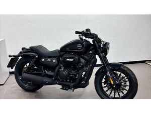 VENDO KEEWAY MOTOR V302 C (2022 - 26) USATA A CASTELLANZA (CODICE 9909780) - MOTO.IT