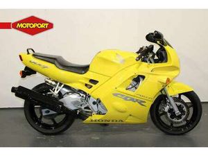 HONDA CBR 600 F GEEL