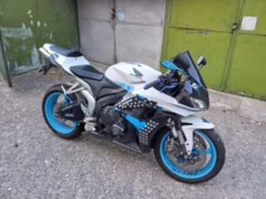 HONDA CBR 600RR