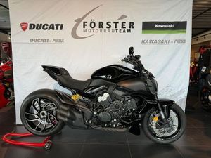 DUCATI DIAVEL V4