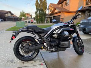 2014 MOTO GUZZI GRISO SE