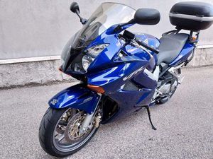 HONDA VFR 800