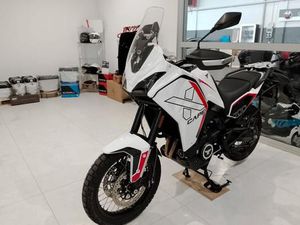 MOTO MORINI X-CAPE 700 CERCHI A RAGGI