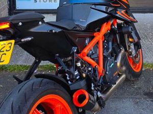 KTM, 1290 SUPERDUKE R, 2023,