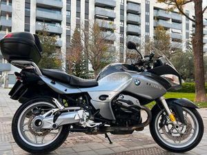 BMW - R 1200 ST