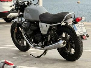 MOTO GUZZI - V7 MILANO