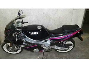 YAMAHA - FZR 600 GENESIS
