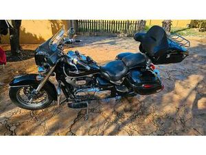 SUZUKI - INTRUDER C800