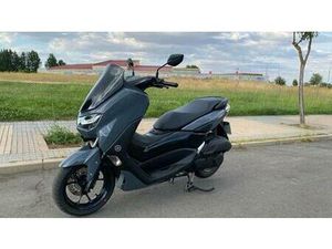 YAMAHA - NMAX