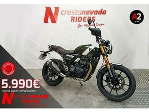 TRIUMPH - SCRAMBLER 400 X