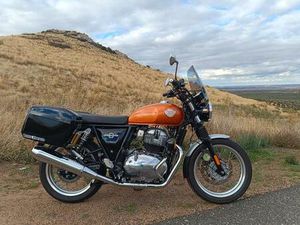 ROYAL ENFIELD - INTERCEPTOR 650