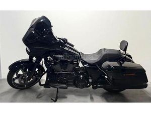 HARLEY DAVIDSON - STREET GLIDE SPECIAL