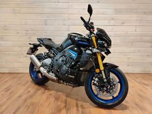 YAMAHA - MT10